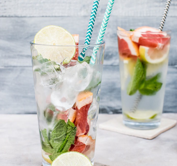 drinks-of-water-with-fruit-and-mint-3-720x675