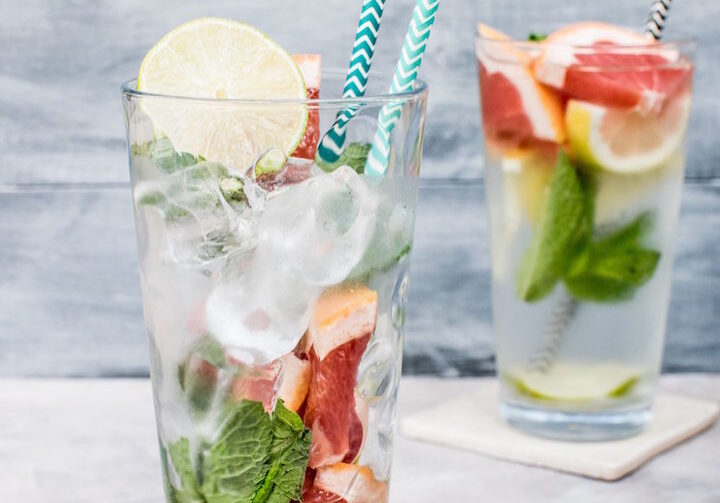 drinks-of-water-with-fruit-and-mint-3-720x675